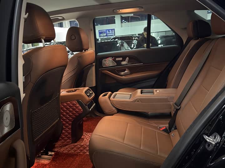 Фото 6 - Mercedes-Benz GLE-Class