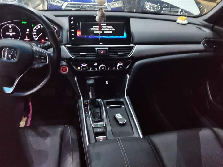 Фото 13 - Honda Inspire