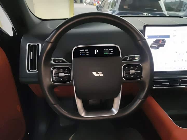 Фото 11 - LiXiang L7