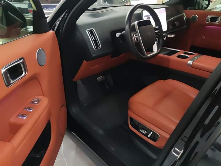 Фото 16 - LiXiang L7