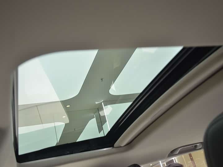 Фото 9 - Tank 300