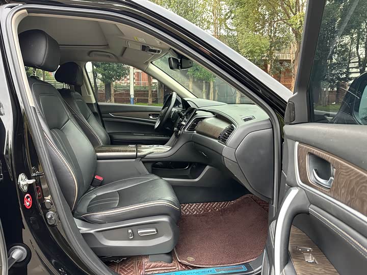 Фото 7 - Honda Avancier