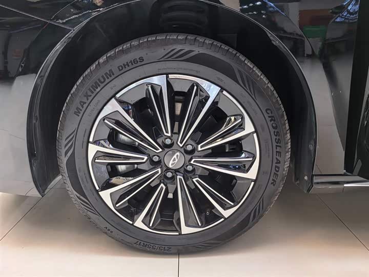 Фото 19 - Chery Fulwin A8