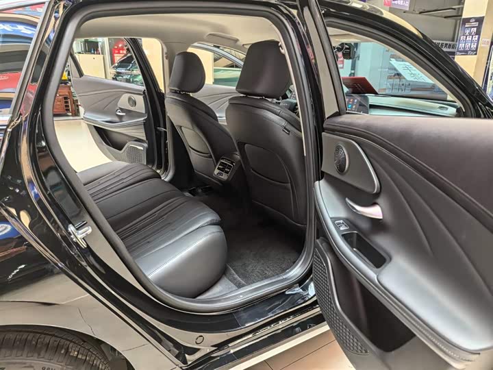 Фото 8 - Chery Fulwin A8