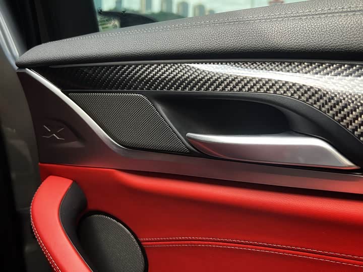 Фото 17 - BMW X3 M