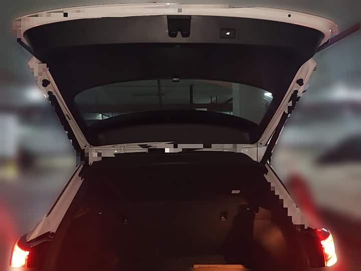 Фото 10 - Volkswagen T-Roc