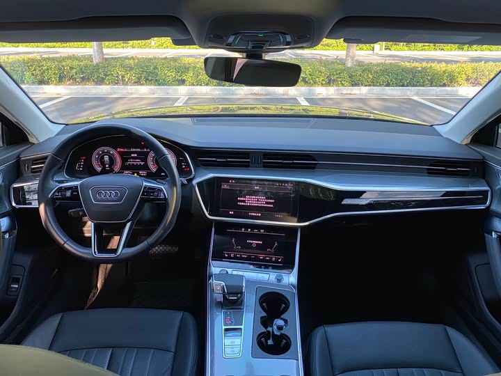 Фото 14 - Audi A6