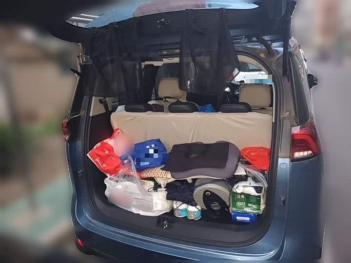 Фото 10 - Maxus Euniq 5