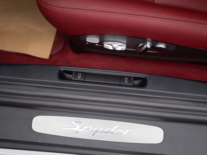 Фото 21 - Porsche 718