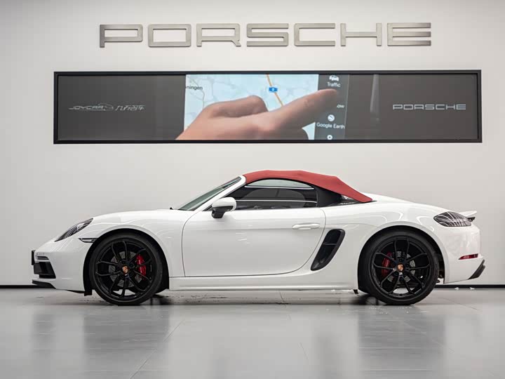 Фото 4 - Porsche 718