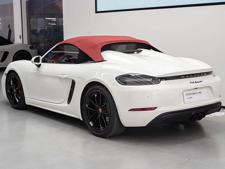 Фото 5 - Porsche 718