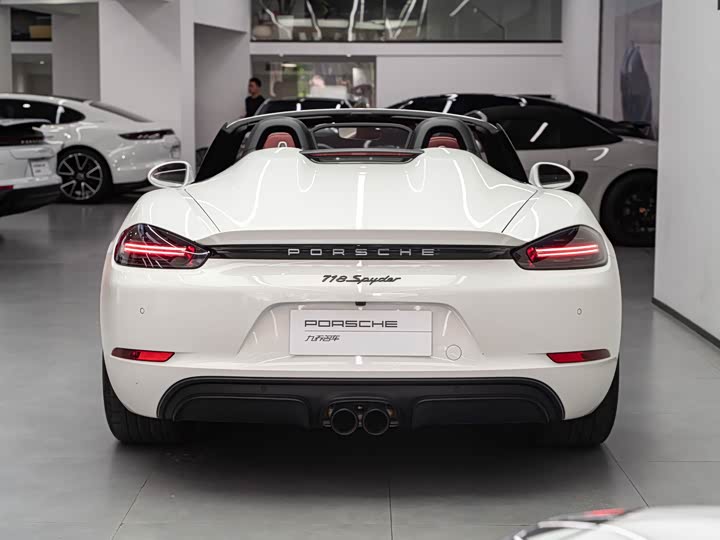 Фото 6 - Porsche 718