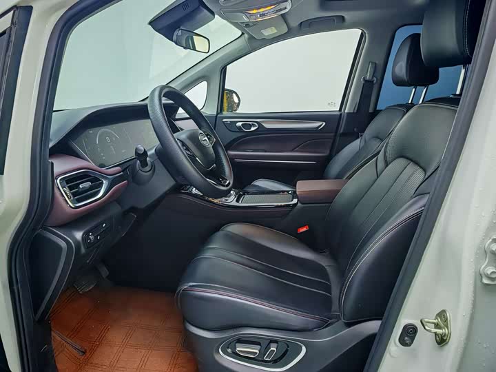 Фото 6 - GAC Trumpchi M6