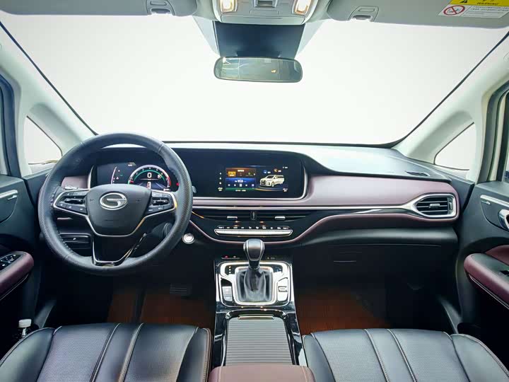 Фото 8 - GAC Trumpchi M6