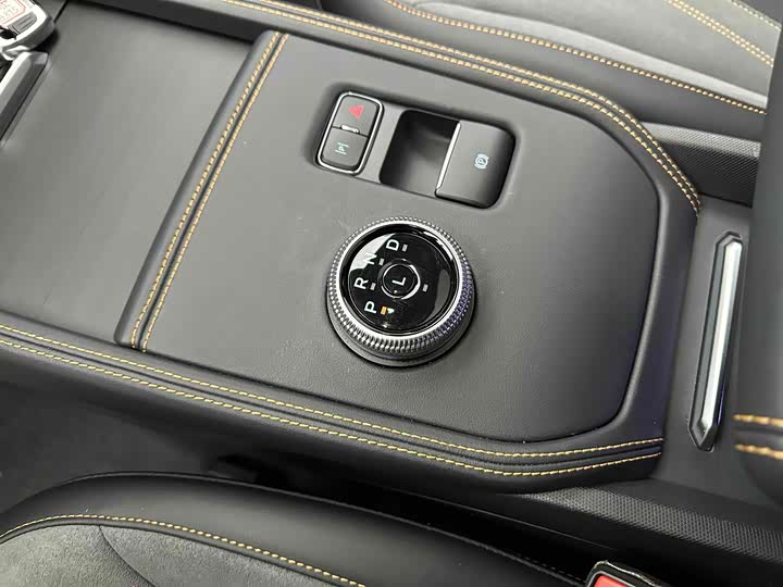 Фото 3 - Ford Mustang Mach-E