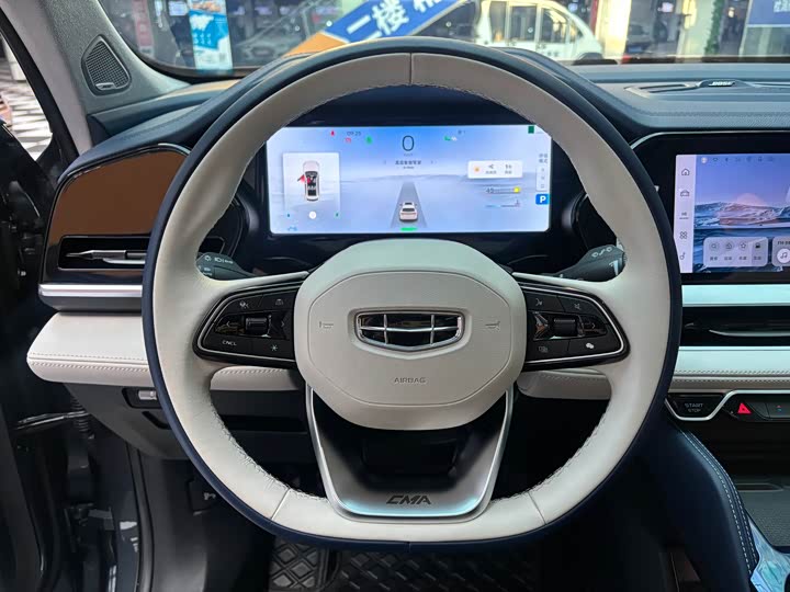 Фото 7 - Geely Monjaro