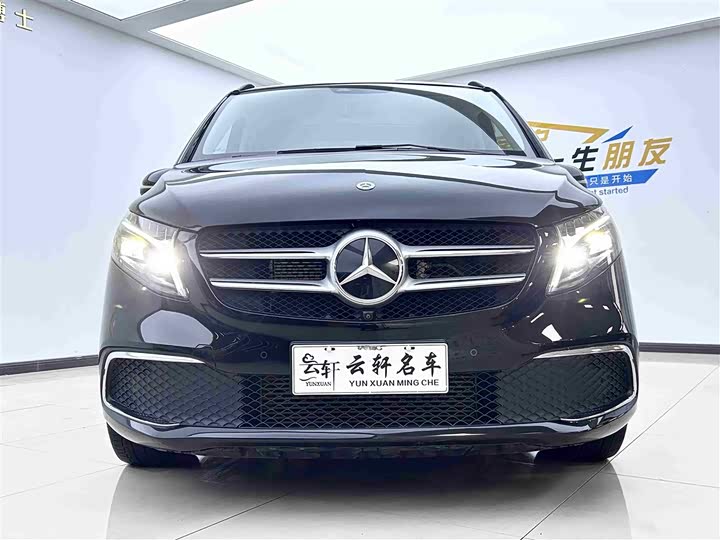 Фото 2 - Mercedes-Benz V-Class