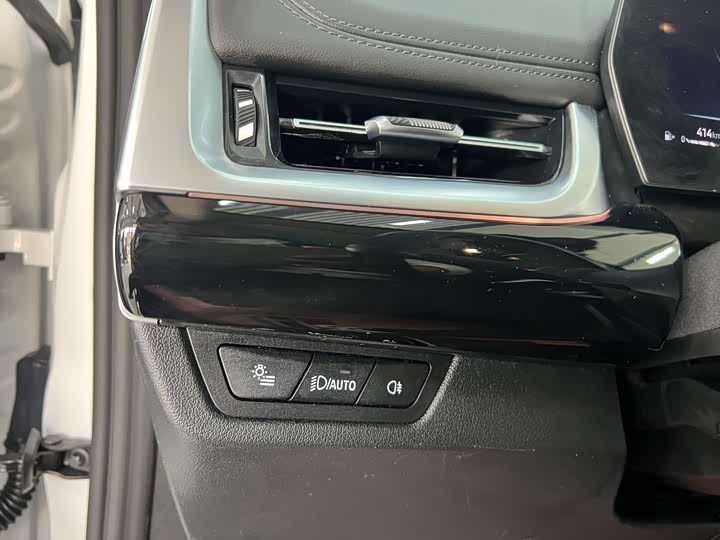 Фото 13 - BMW X1