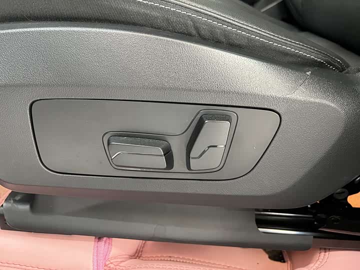 Фото 16 - BMW X1