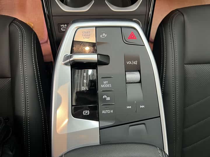 Фото 17 - BMW X1