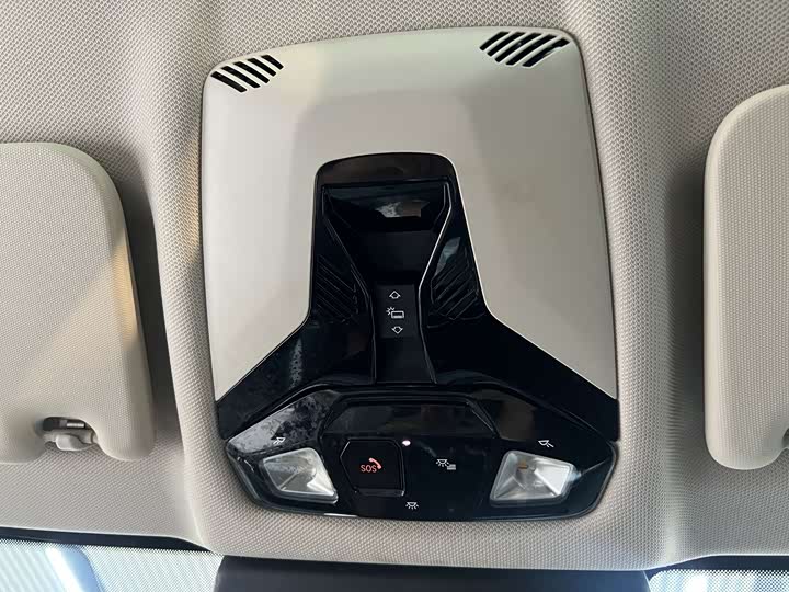 Фото 19 - BMW X1