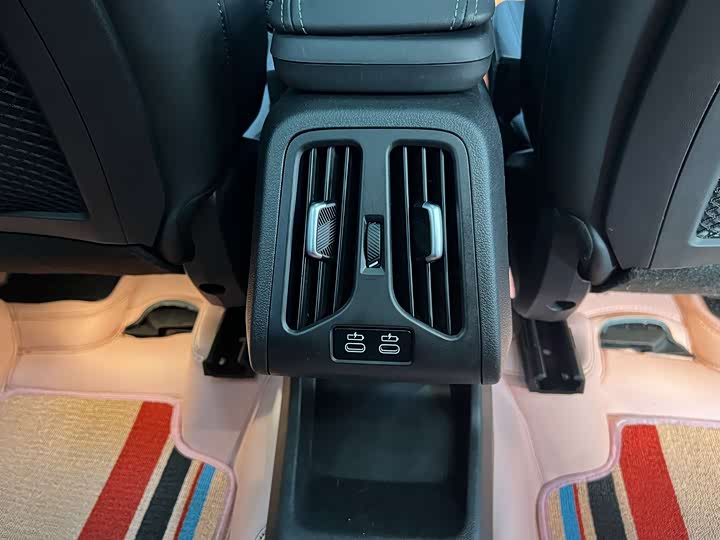 Фото 21 - BMW X1