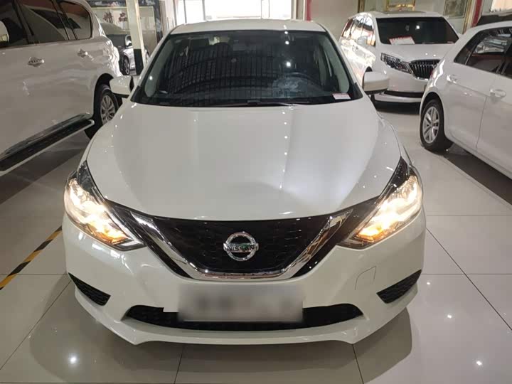 Фото 3 - Nissan Sylphy