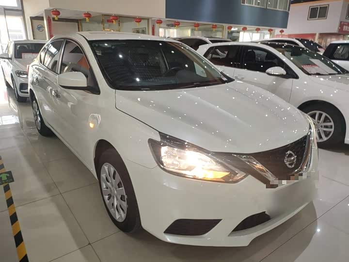 Фото 4 - Nissan Sylphy