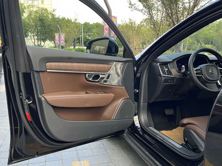 Фото 8 - Volvo S90 Hybrid