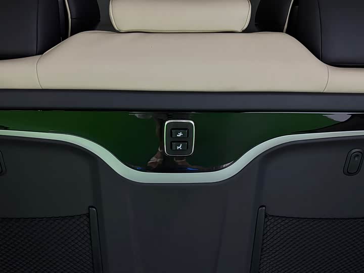 Фото 44 - Mercedes-Benz Vito