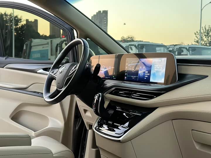 Фото 12 - Buick GL8 ES