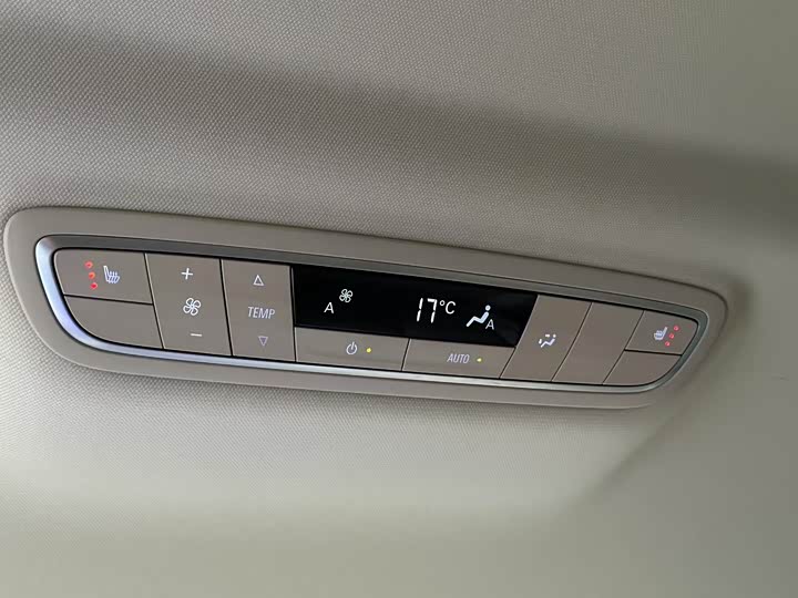 Фото 13 - Buick GL8 ES