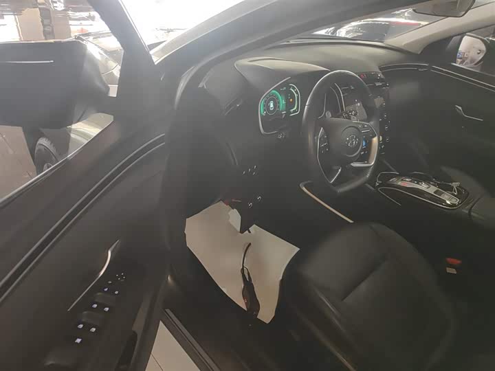 Фото 16 - Hyundai Tucson L