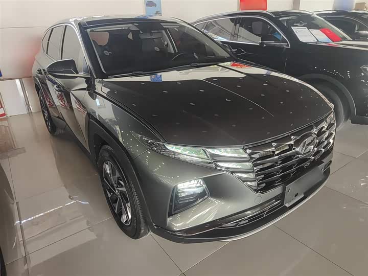 Фото 4 - Hyundai Tucson L
