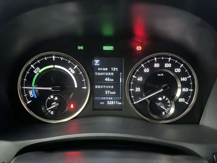 Фото 12 - Toyota Vellfire