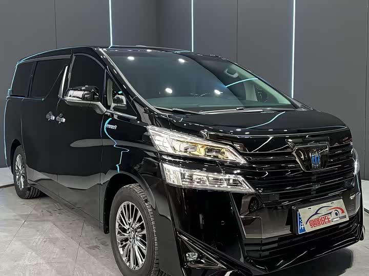 Фото 3 - Toyota Vellfire