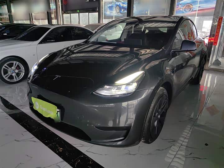 Фото 2 - Tesla Model Y