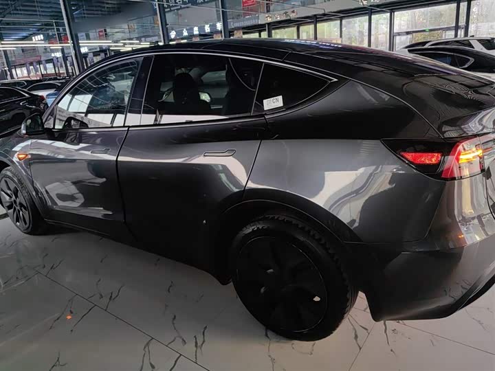Фото 5 - Tesla Model Y