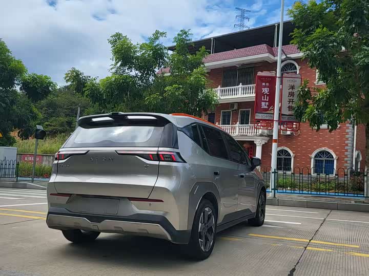 Фото 10 - GAC Aion Y