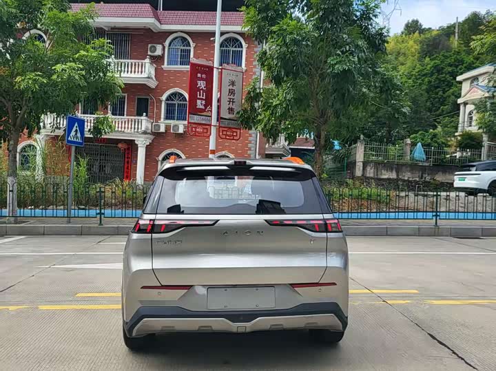 Фото 11 - GAC Aion Y