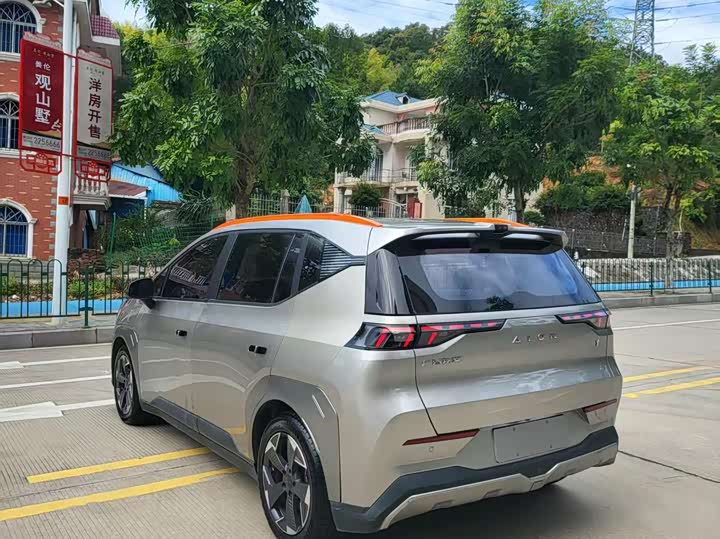 Фото 12 - GAC Aion Y