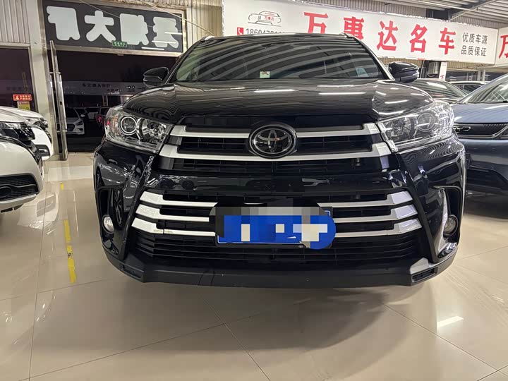 Фото 2 - Toyota Highlander