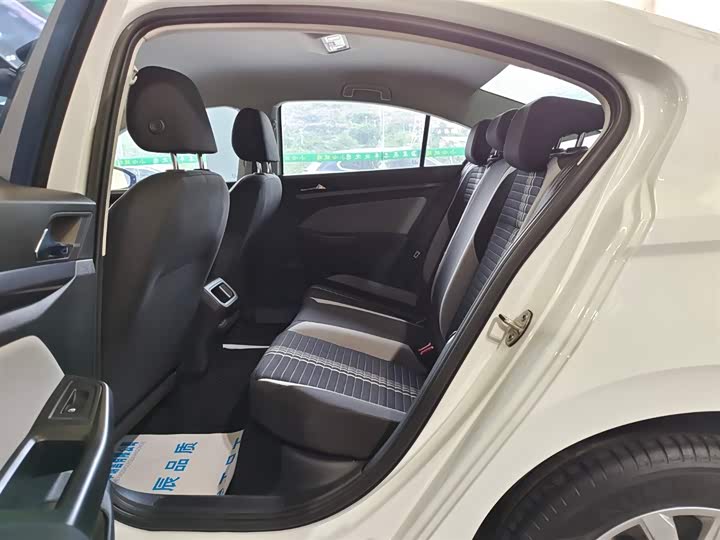 Фото 13 - Volkswagen Bora