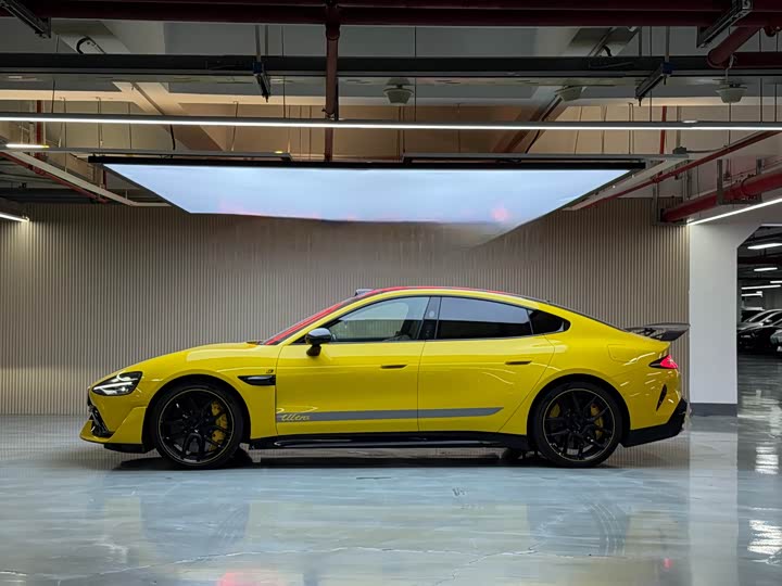 Фото 15 - Xiaomi SU7 Ultra