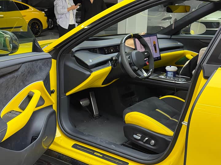 Фото 5 - Xiaomi SU7 Ultra