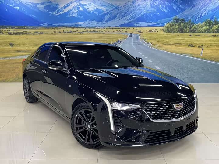 Фото 2 - Cadillac CT4