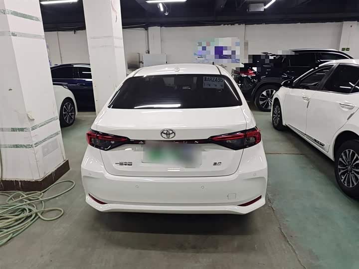 Фото 7 - Toyota Allion