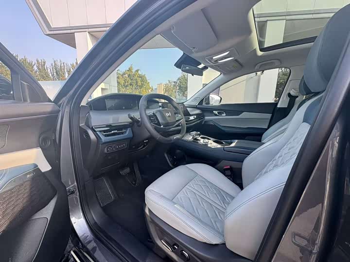 Фото 4 - Changan UNI-K Hybrid