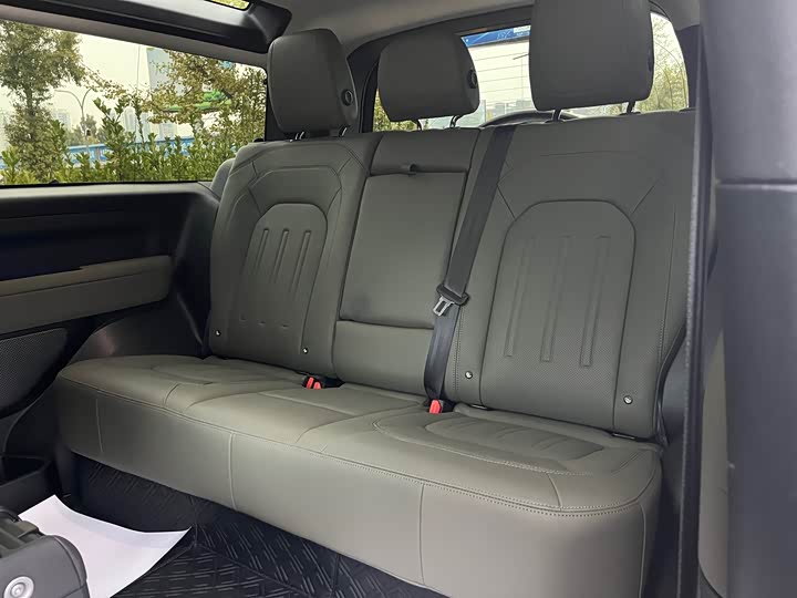 Фото 14 - Land Rover Defender