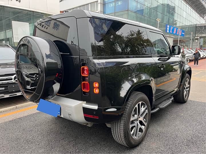 Фото 4 - Land Rover Defender